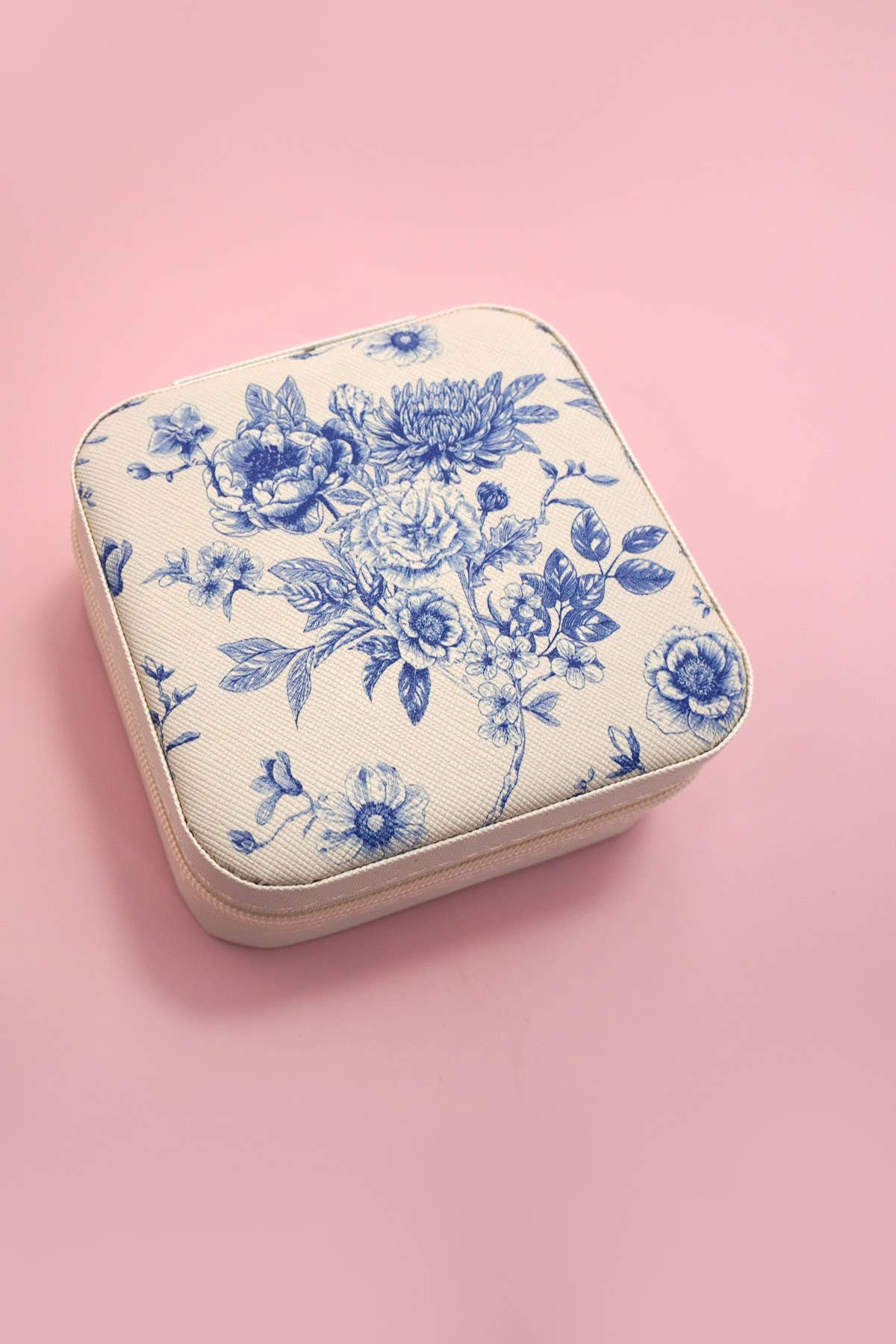 Designed Jewelry Organizer Travel Box Case | Flower A Off White