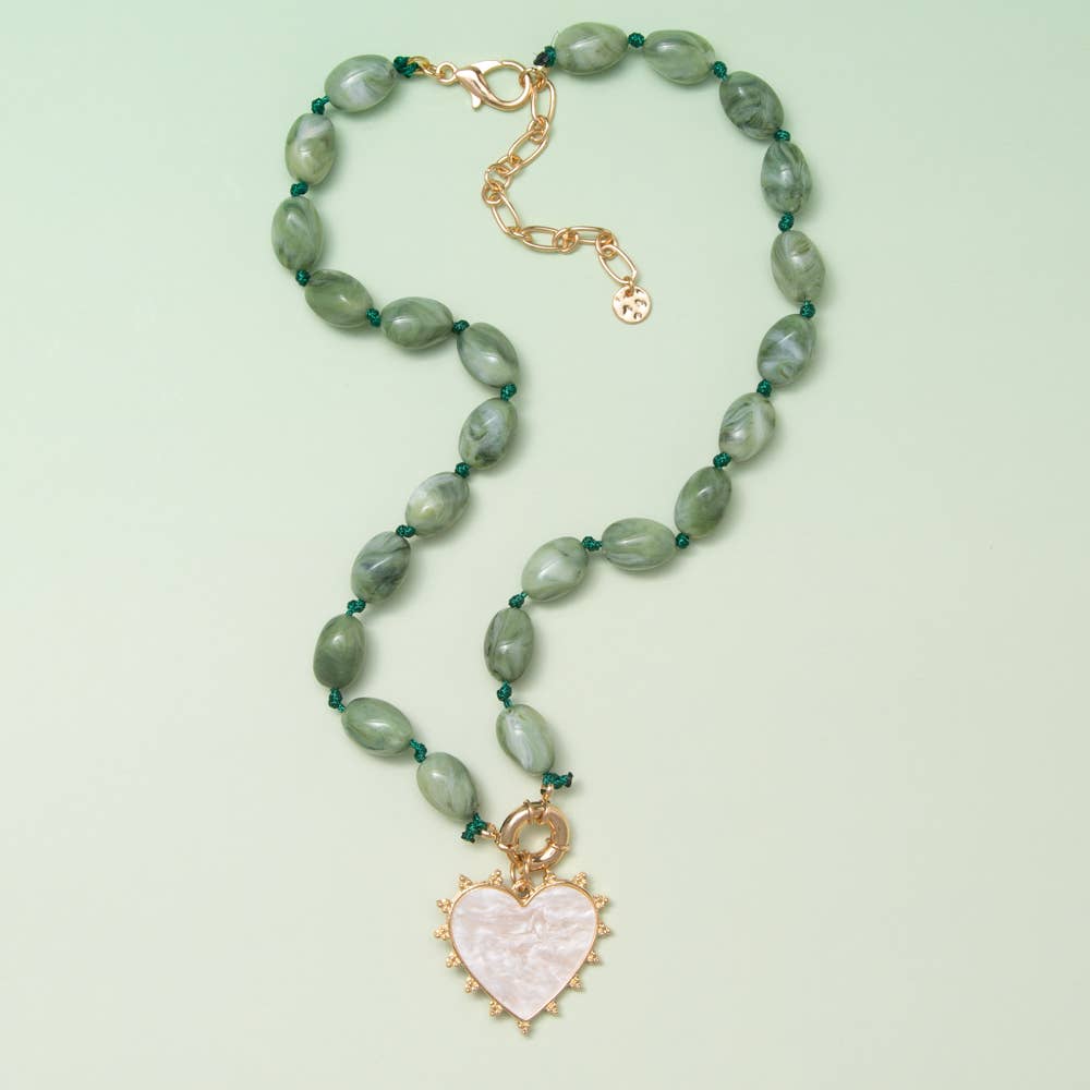 Pearlescent Heart Pendant Marbled Bead Necklace: Green