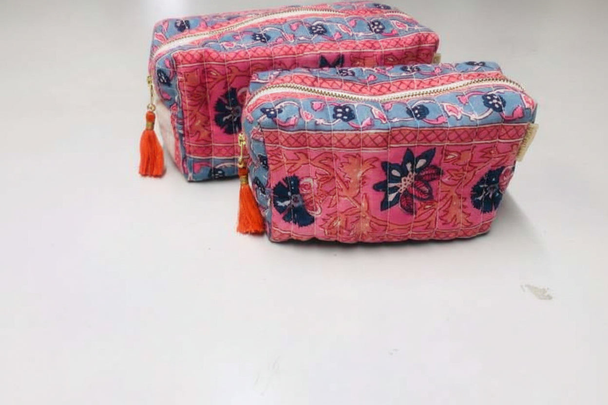 Rouge Paisley Pouch