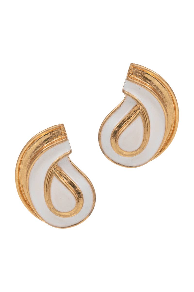 Shell Shaped Color Enamel Post Earrings: WHT / ONE