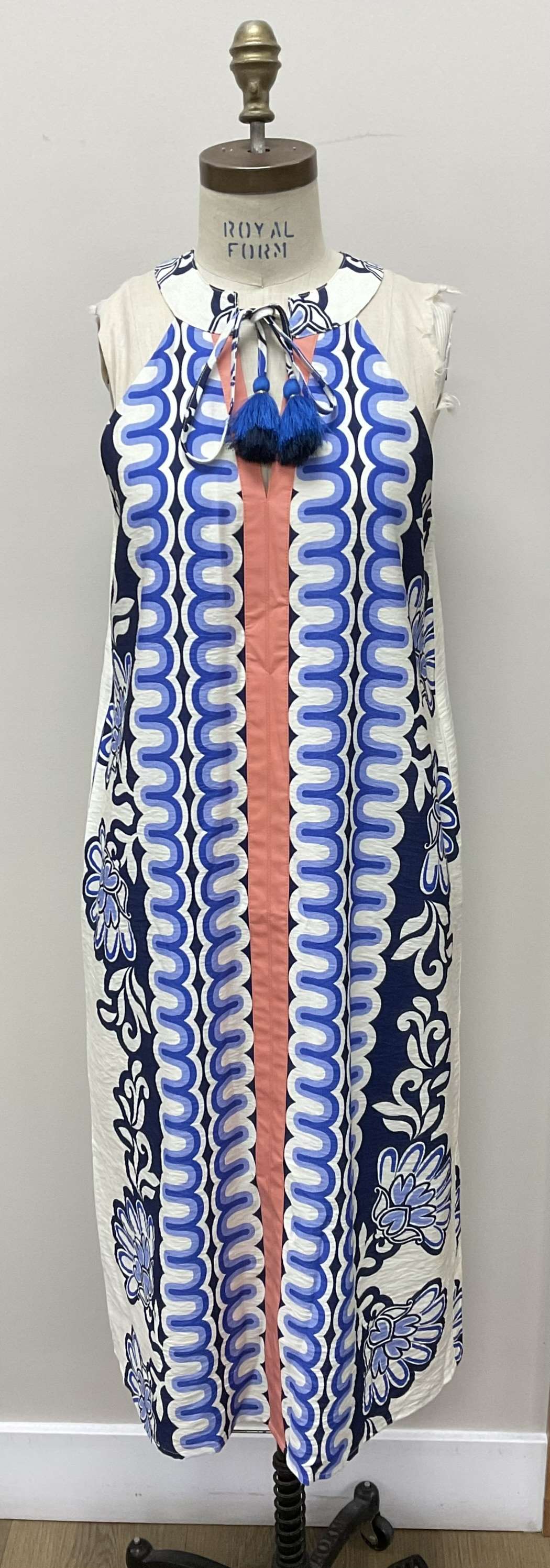 Sleeveless Pattern Dress in Navy