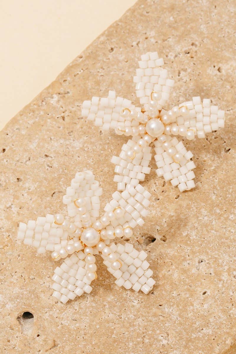 Seed And Mini Pearl Beaded Flower Stud Earrings: NAT