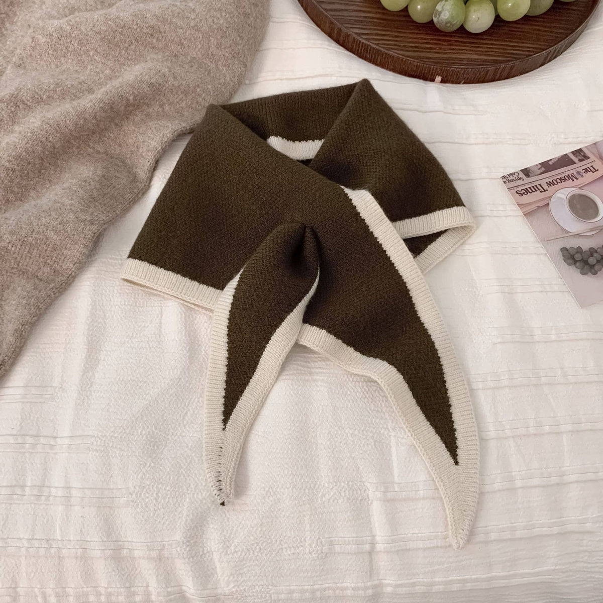 Fashionable Color-Block Triangle Cross Scarf: Olive / M