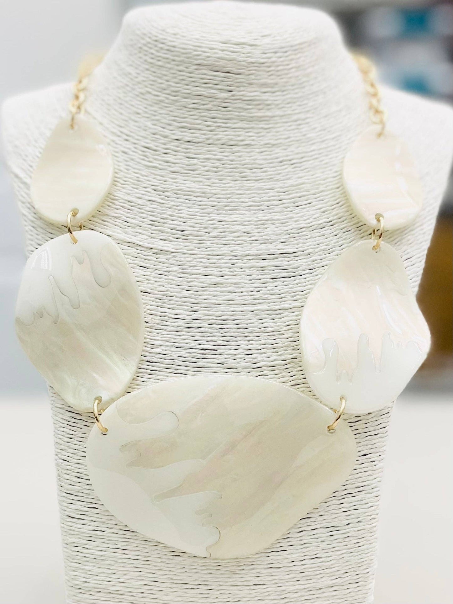 CHIC - Summer Splatter Necklace (ivory)