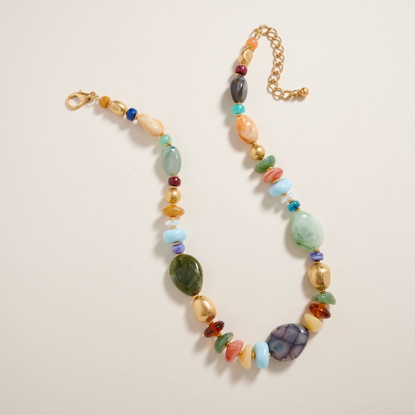 18 Inch Natural Mixed Marbled Ombre Necklace: Green / ONE