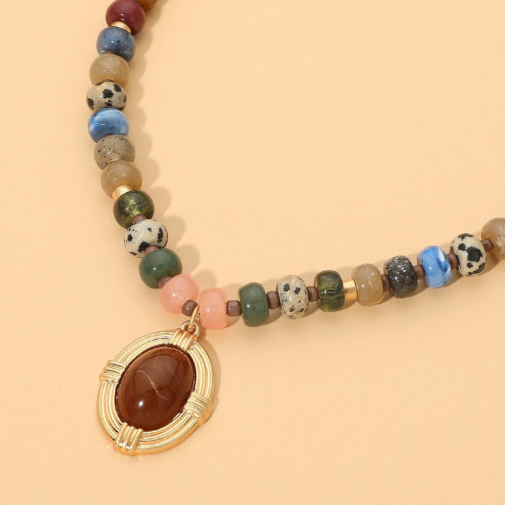 Oval Stone Frame Pendant Accent Natural Stone Beaded Necklace in Multi & Worn Gold