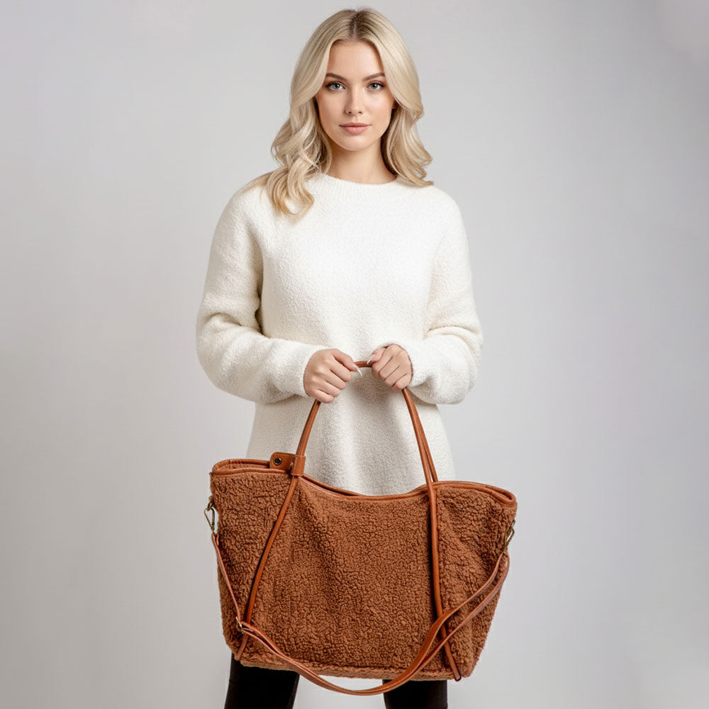 Sherpa Plain Shoulder Bag in Camel