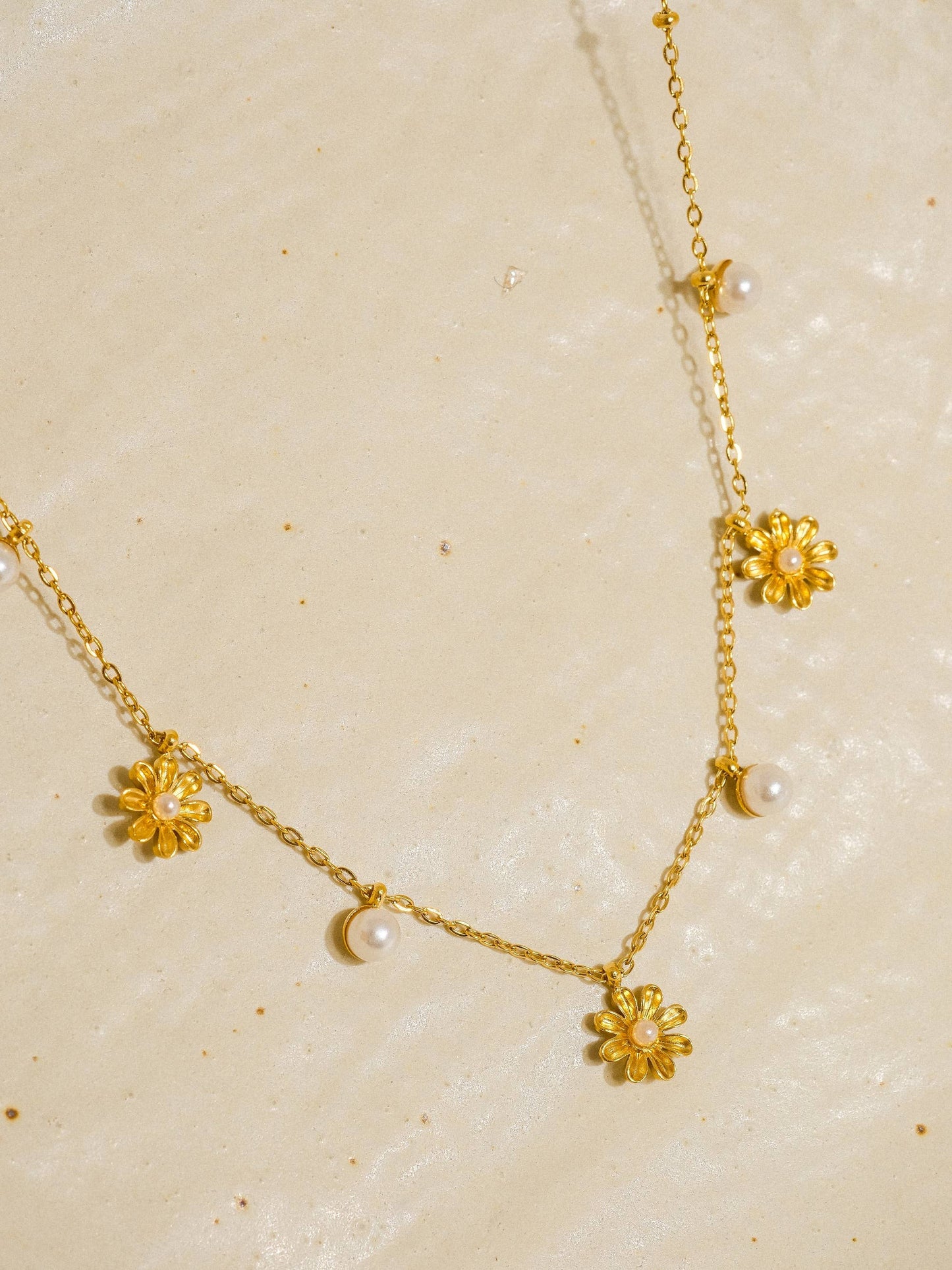 Alita 18K Non-Tarnish Petite Floral Pearl Necklace: Yellow Gold