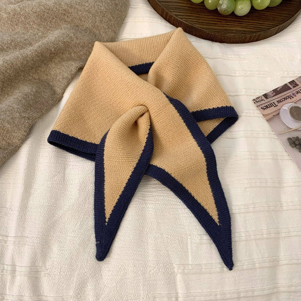 Fashionable Color-Block Triangle Cross Scarf: DarkKhaki / M