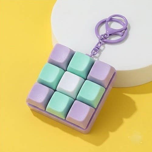 Keyboard Fidget Stress Relief Keychain | Mint