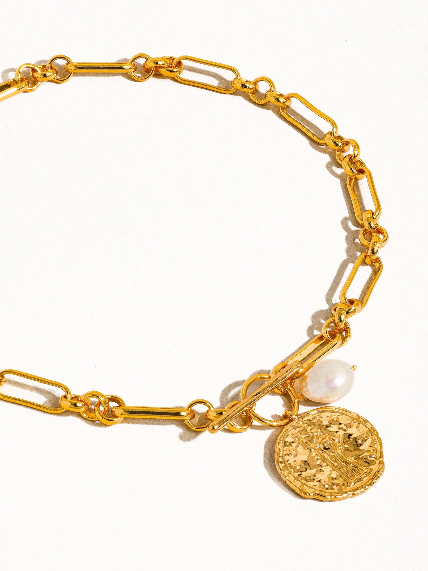 Leah 18k Gold Large Coin and Pearl Chain Necklace: Yellow Gold