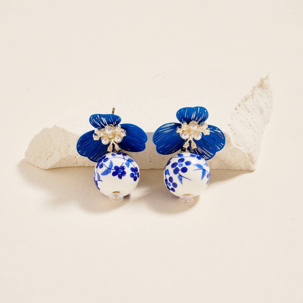 1.25 Inch Floral Ceramic Bead Flower Post Earrings: Silver/Blue / ONE