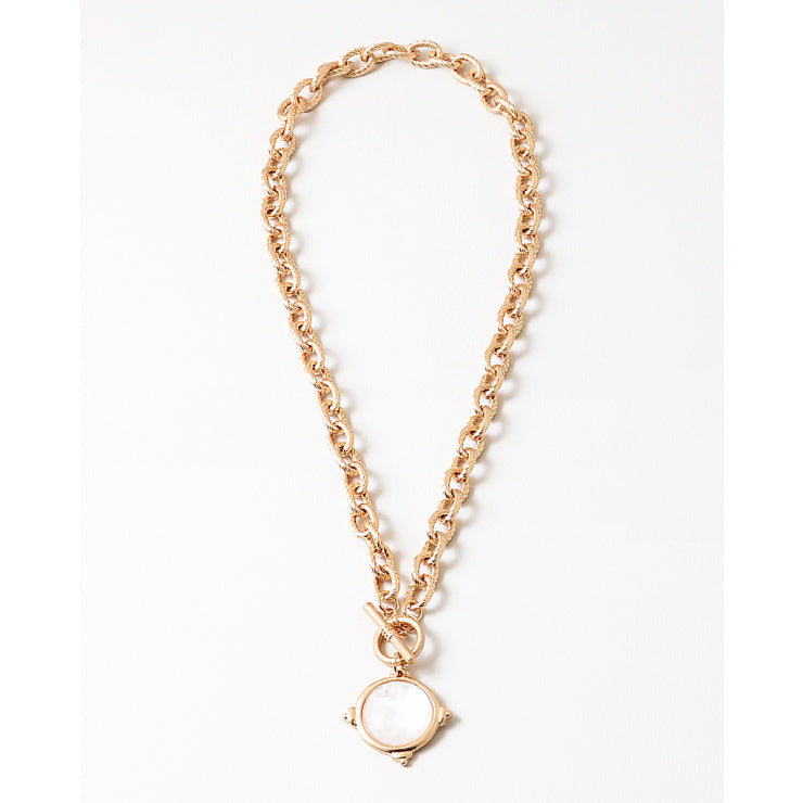 GOLDEN STATEMENT NECKLACE