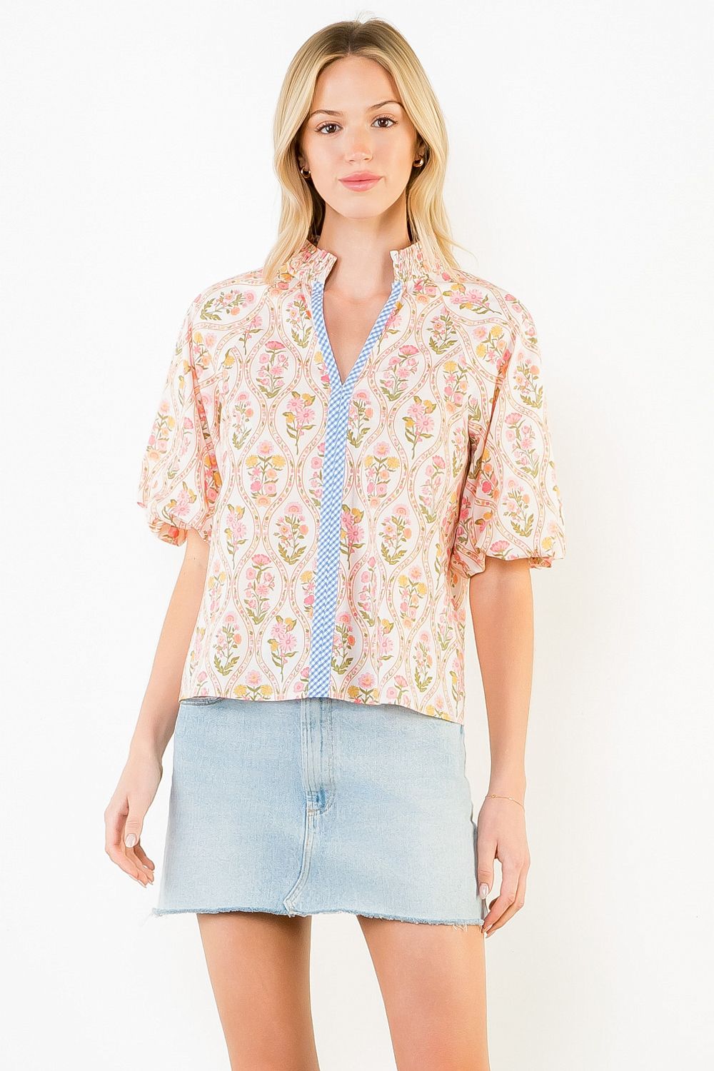 Puff Sleeve Floral Pattern V-Neck Top in Cream