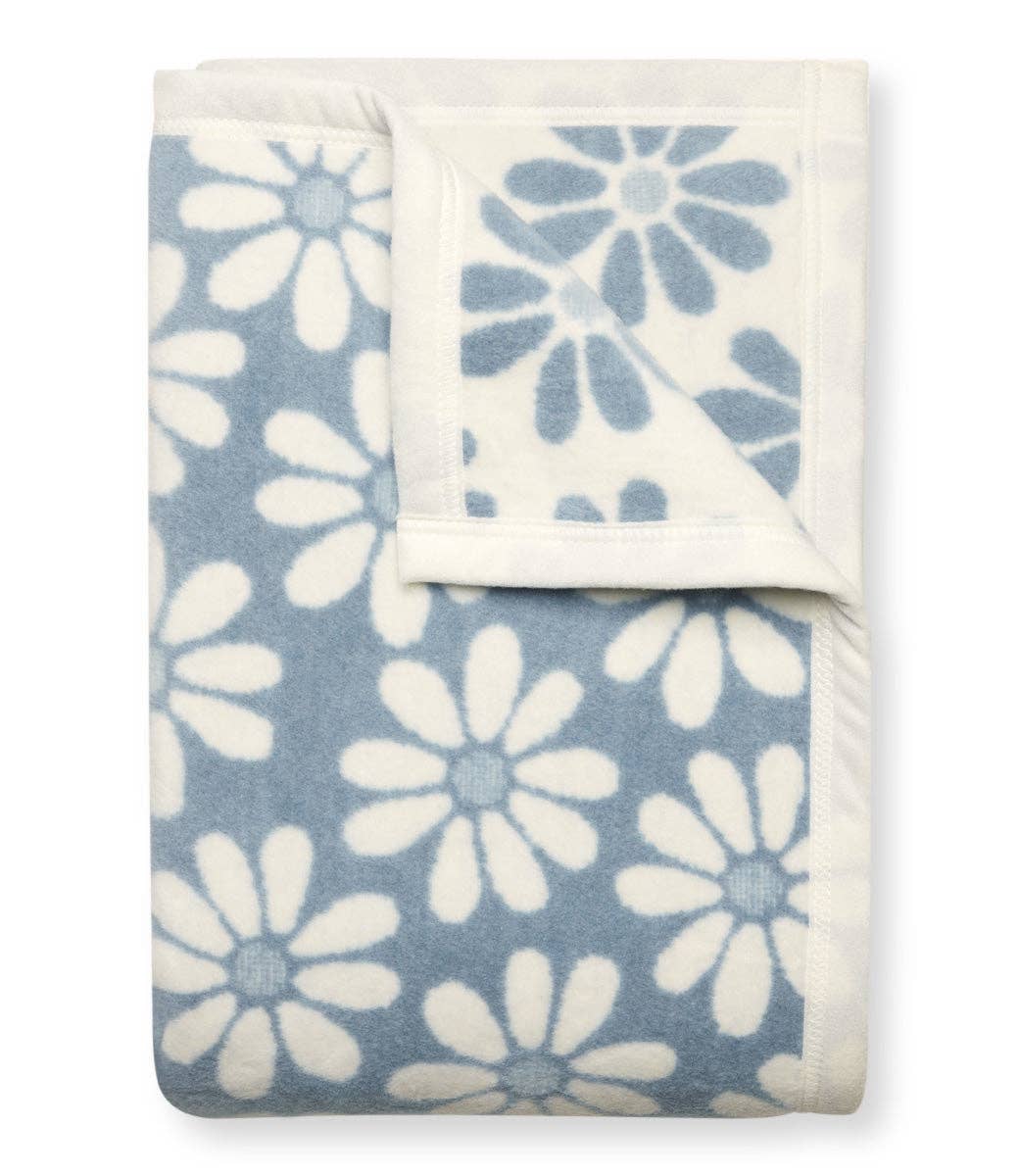 Fresh as a Daisy Fog Blanket