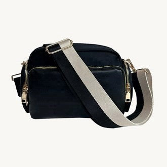 Jane Sling Bag in Black