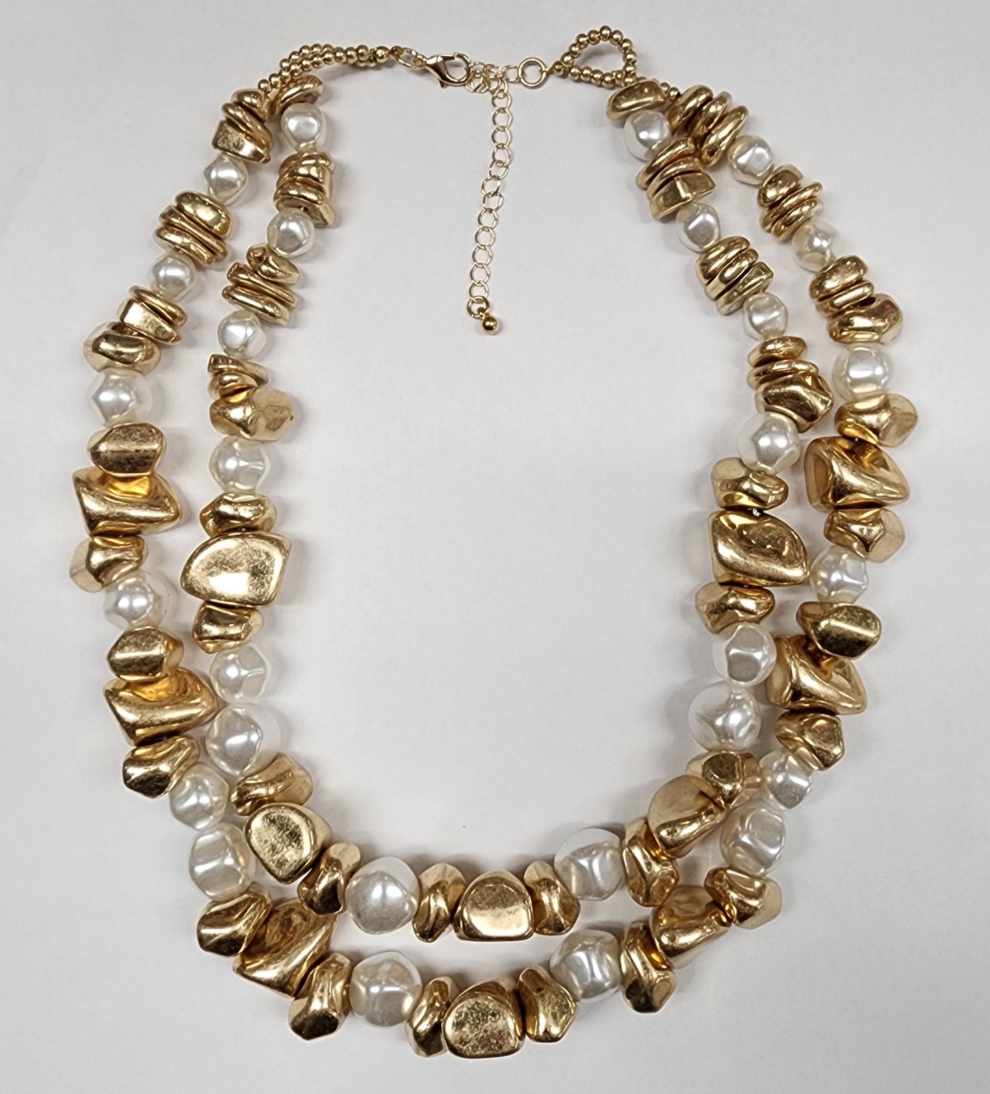 Golden Pearls Necklace