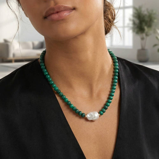 Pearl Pendant Green Stone Beaded Necklace: T