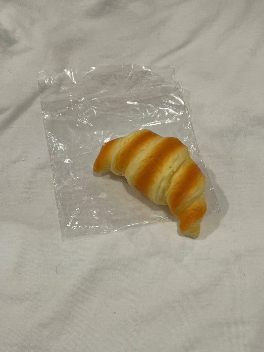 Curved Croissant | HOT | Squishy | Realistic |