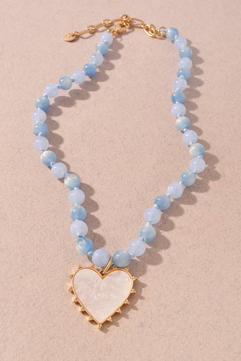 BEADED HEART PENDANT NECKLACE: Light Blue