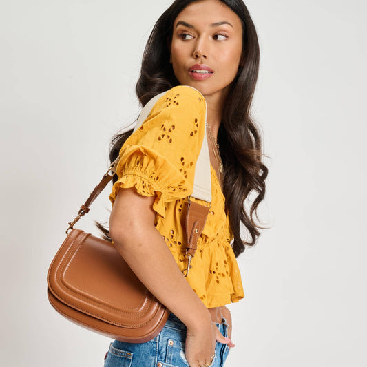 Poshette Crossbody: Tan