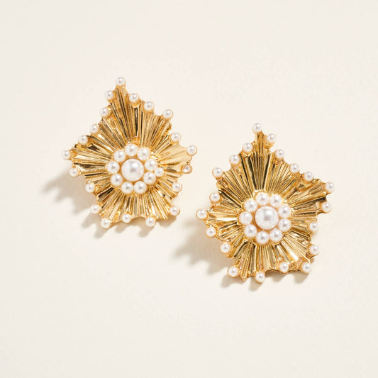 Flower Shaped Vintage Pearl Earrings - 1.75 Inch Length: VG / ONE