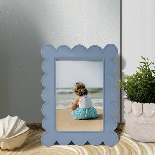4 in. x 6 in. Blue Resin Scallop Edge Photo Frame