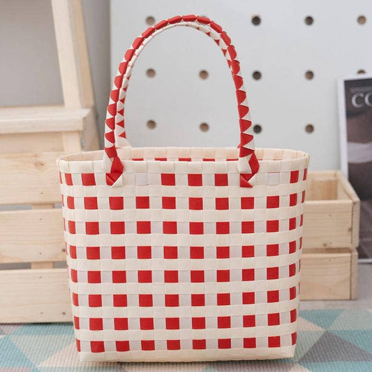 Plaid PVC Woven Handbag Beach Picnic Basket: Red / M