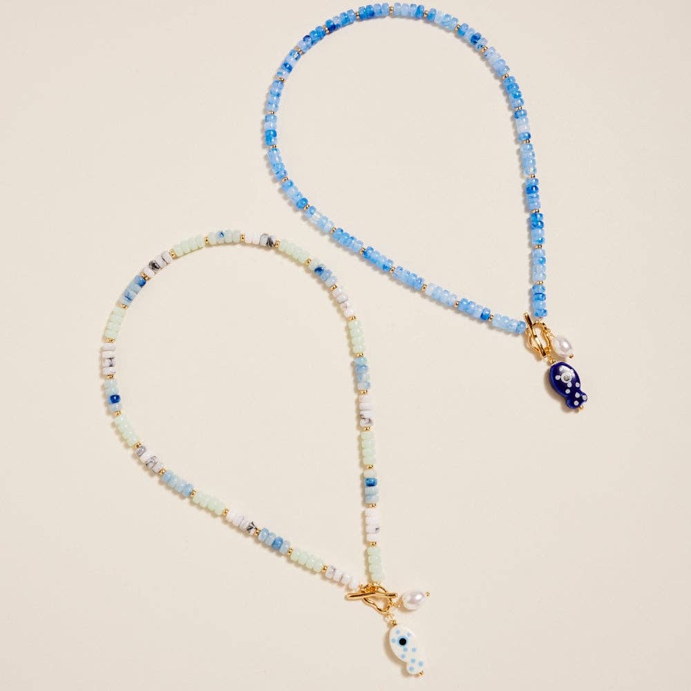 16 Inch Ceramic Fish Pendant Marbled Bead Necklace: Blue / ONE