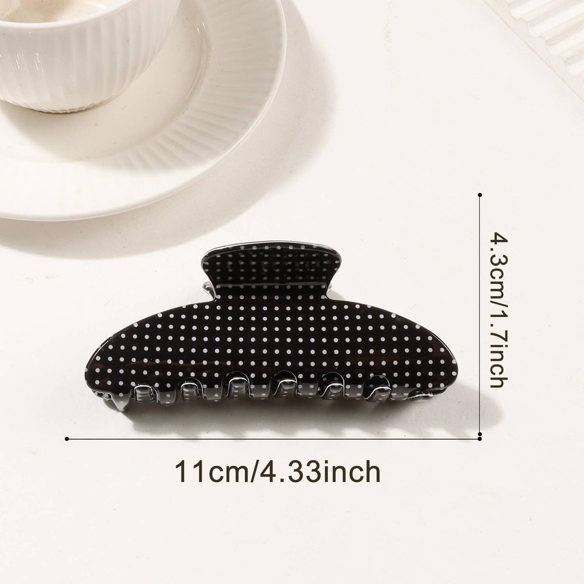 Large Polka Dot Acrylic Hair Claw Clips: Black / M