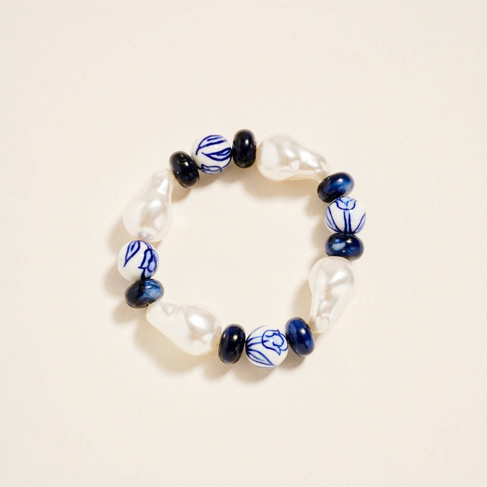7.25 Marbled Ceramic Bead Pearl Stretch Bracelet: Blue / ONE
