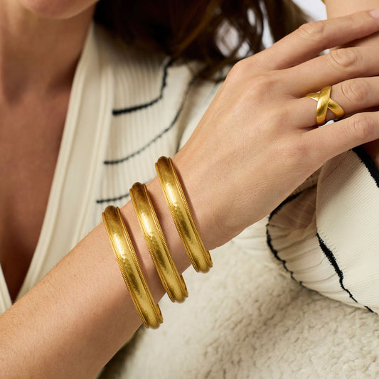 Cannes Bangle in Gold