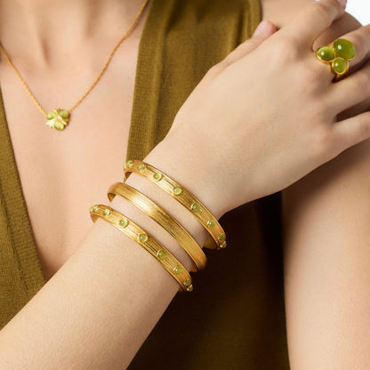 Cobblestone Stacking Bangle in Gold