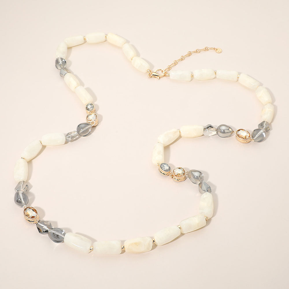Chunky Oval Faceted Stone Marbled Pebble Beaded Long Necklace in Ivory