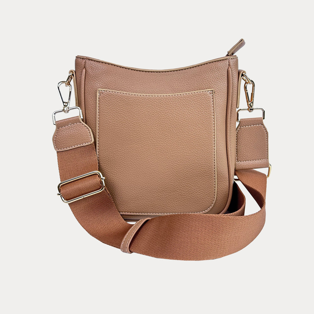 Madelyn Vegan Pebble Leather Messenger in Latte