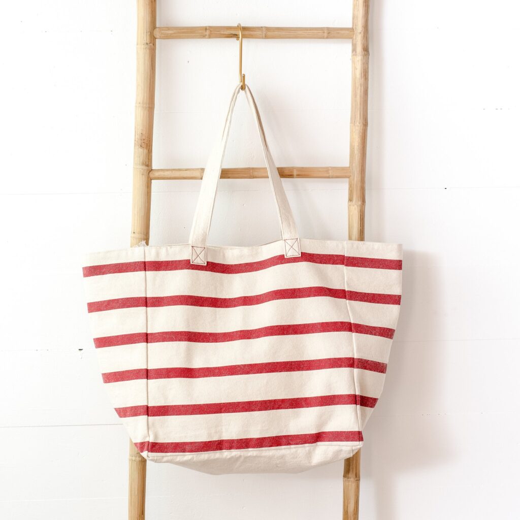 9" Red Stripe Beach Bag