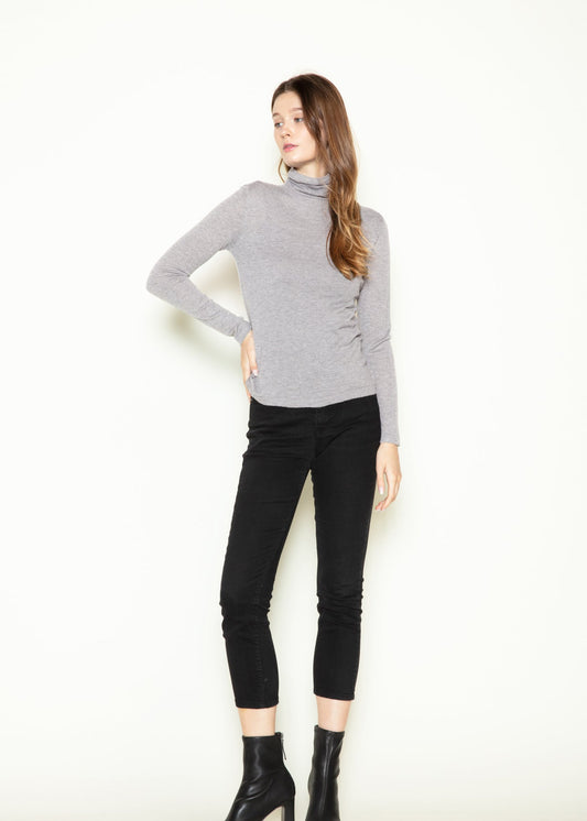 Turtle Neck Lightweight Sweater in Stone