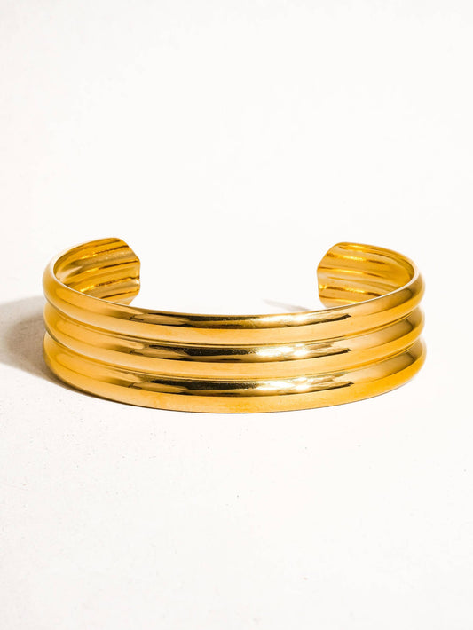 Elodie 18K Gold Non-Tarnish Stripe Bold Bangle: Yellow Gold