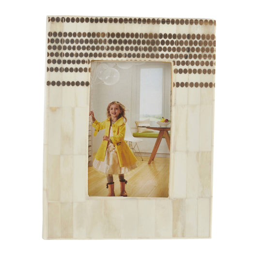 Dotted Bone Photo Frame: Ivory / 5"x7"