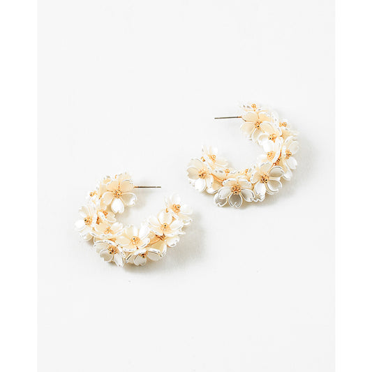 PEARLY FLOWER HOOPS