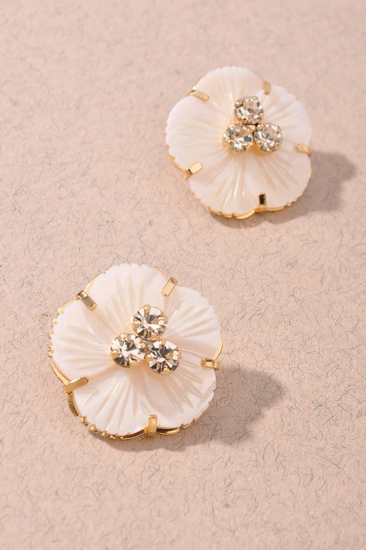 RESIN FLORAL STATEMENT STUD EARRINGS: White