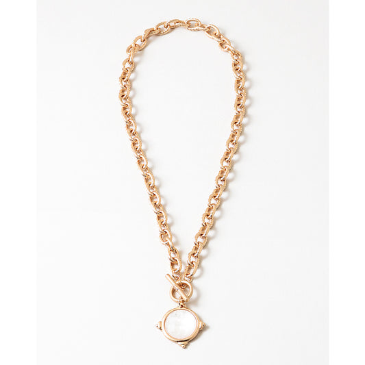 GOLDEN STATEMENT NECKLACE