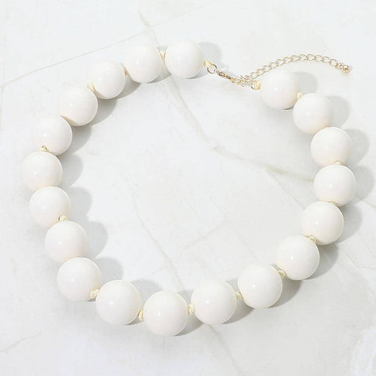 SECRET BOX_Chunky Round Beaded Statement Necklace: White
