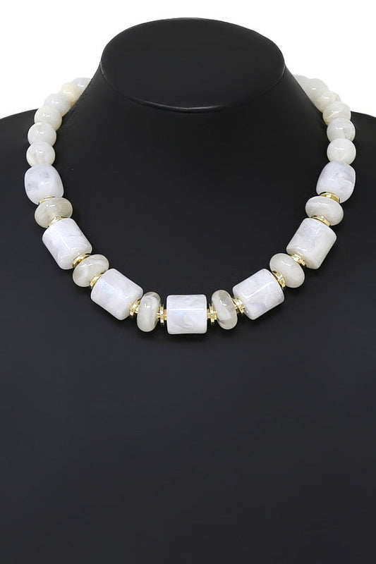 Marbled Resin Cylindrical Bead Short Necklace - Natural