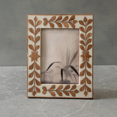 Whitewashed Natural Wood Carved Picture Frame, 4x6