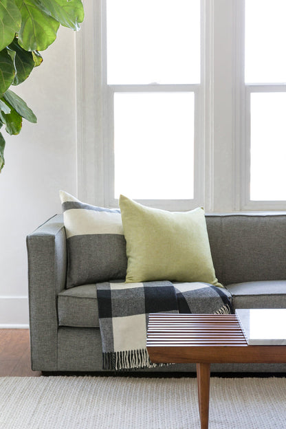 Buffalo Check Throw in Olive